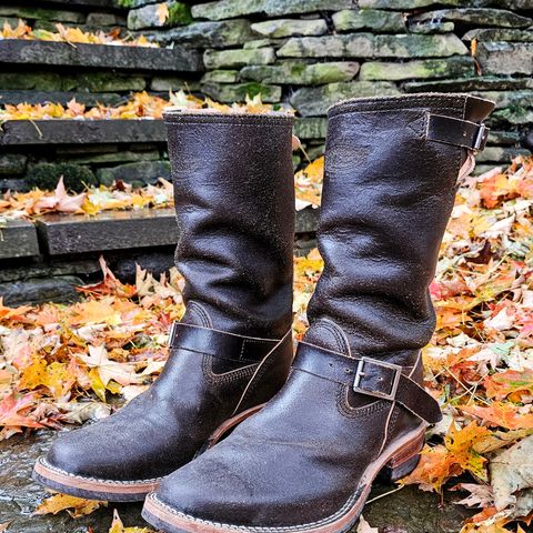 Wesco Standard And Strange Collab: The Quick Striker in Horween Olive Waxed Flesh