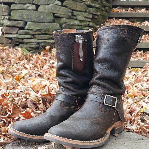 Wesco Standard And Strange Collab: The Quick Striker in Horween Olive Waxed Flesh