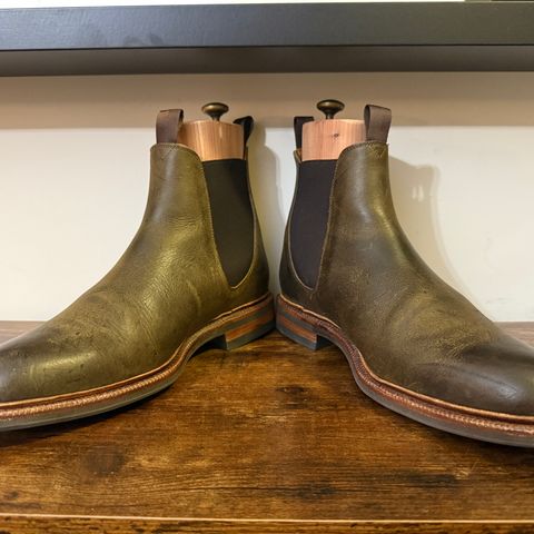 Meermin Wholecut Chelsea Boot in C.F. Stead Caper Green Waxy Kudu