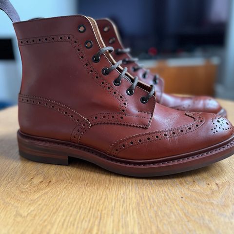 Tricker's Stow Country Boot in Marron Antique
