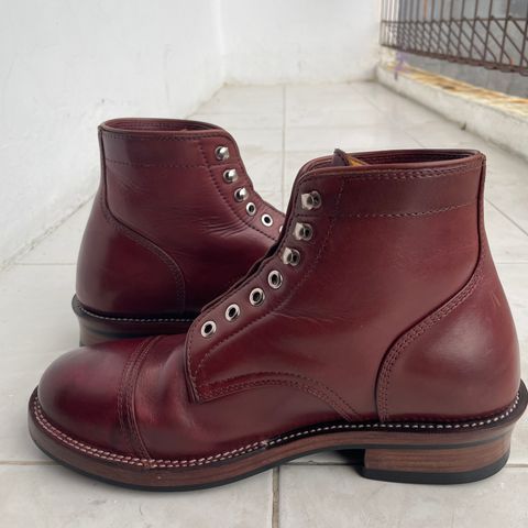 TXTURE Custom Model in oxblood pull up