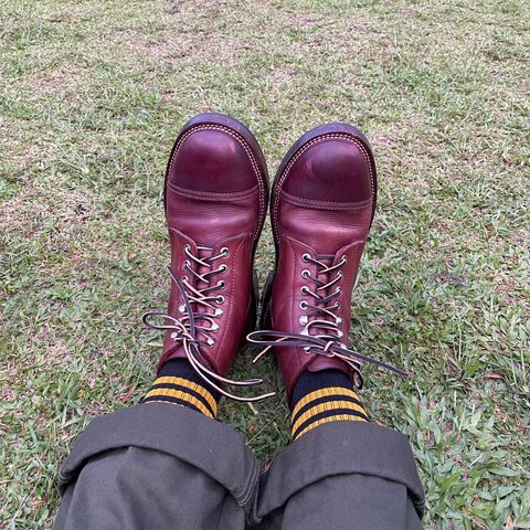TXTURE Custom Model in oxblood pull up
