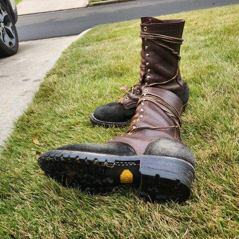 Frank's The Patriot in Seidel Walnut Oil Tan & Black Roughout Work Leather