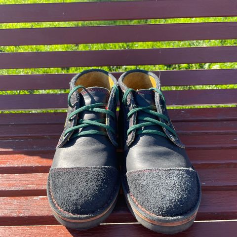 Jim Green Turbo Vellie in Black Full Grain