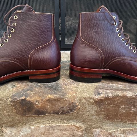 Briselblack The Catcher in Horween Saddle Brown Hatch Grain