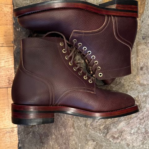 Briselblack The Catcher in Horween Saddle Brown Hatch Grain