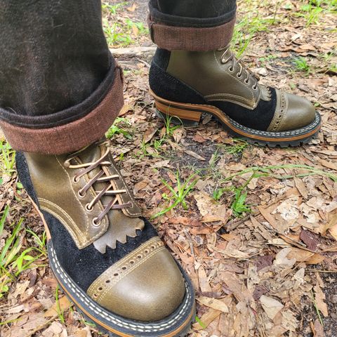 White's Bounty Hunter in Horween Olive Waxed Flesh & Seidel Black Oil Tan Roughout