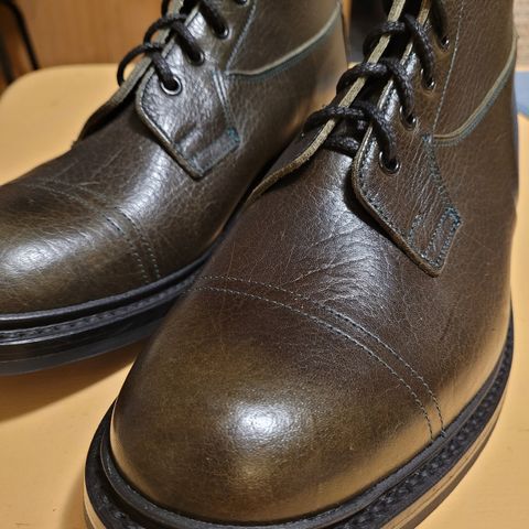 Tricker's Grassmere Country Boot in C.F. Stead Moss Kudu