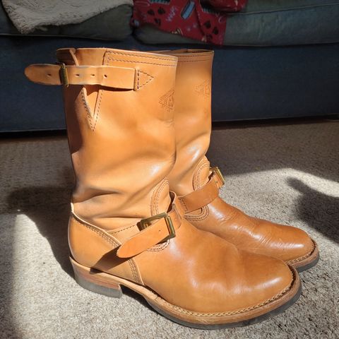 Wesco Mister Lou in Maryam Natural Horsebutt