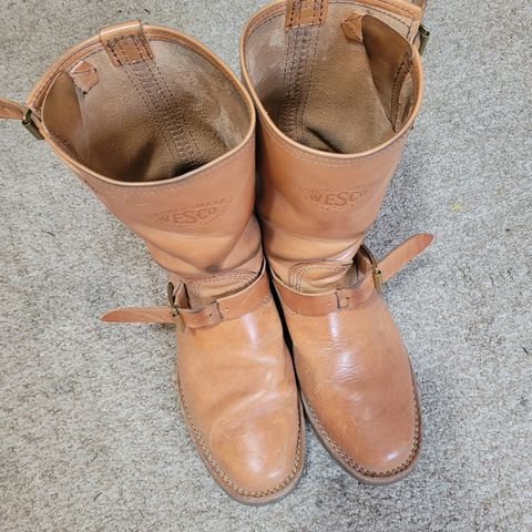 Wesco Mister Lou in Maryam Natural Horsebutt