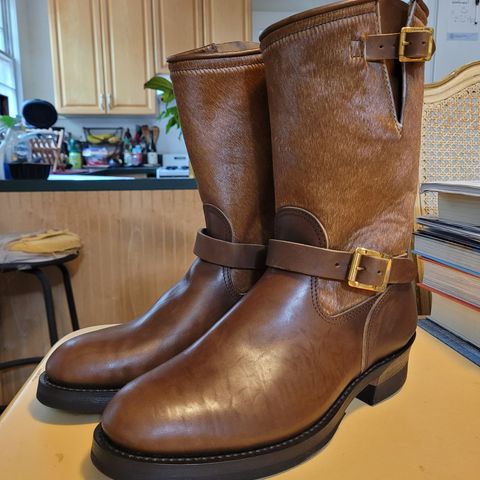 Attractions BILTBUCK Lot 444 in Brown Italian Horsebutt & Brown Hair-on-hide Horsehide