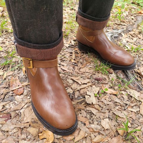 Attractions BILTBUCK Lot 444 in Brown Italian Horsebutt & Brown Hair-on-hide Horsehide