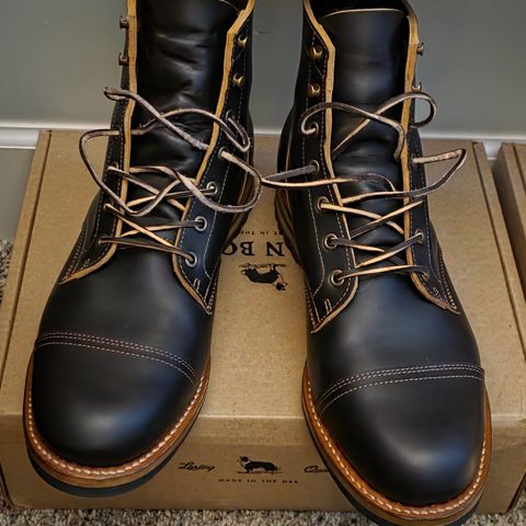 Truman Black Cypress Teacore in Black Teacore