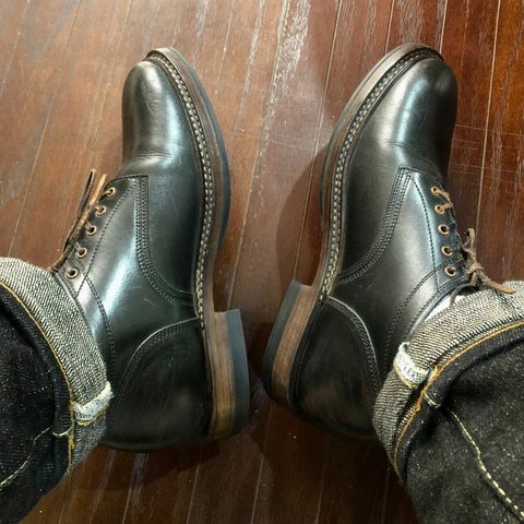 Sagara Bedrock in Indonesian Black Pull up