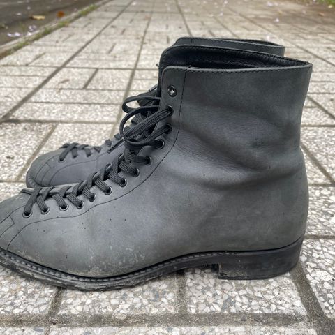 Dr. Sole Game Changer in Top Grade nubuck Leather