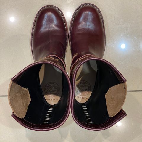 Fortis Tapak 1.0 Engineer boots in Maryam Toscanello TPR Horsebutt & Maryam Burgundy TPR Horsebutt