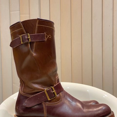 Fortis Tapak 1.0 Engineer boots in Maryam Toscanello TPR Horsebutt & Maryam Burgundy TPR Horsebutt