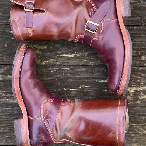Fortis Tapak 1.0 Engineer boots in Maryam Toscanello TPR Horsebutt & Maryam Burgundy TPR Horsebutt