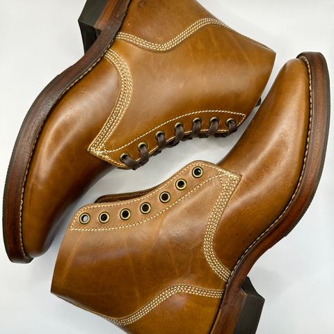 Willie's Handmade Boots Boondocker in Maryam Natural Horsebutt