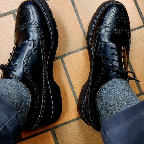 NPS Shoes Brogue Shoe in Black Hi-Shine
