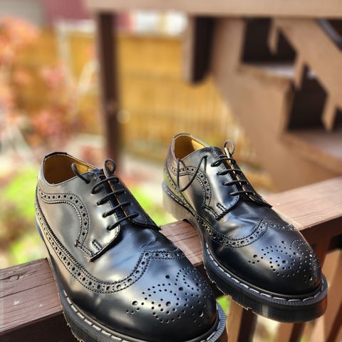 NPS Shoes Brogue Shoe in Black Hi-Shine