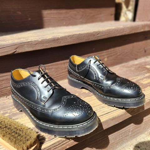 NPS Shoes Brogue Shoe in Black Hi-Shine