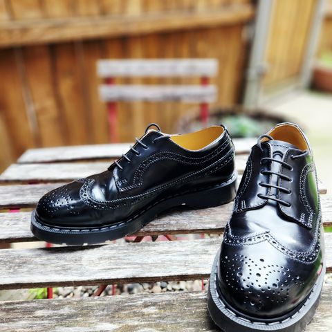 NPS Shoes Brogue Shoe in Black Hi-Shine