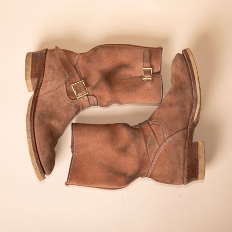 Unsung U 22-2 Engineer Boot in Horween Nubuck