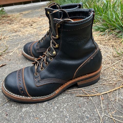 Wesco Warren Boot in Horween Navy Waxed Flesh