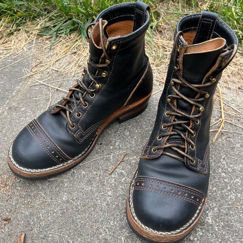 Wesco Warren Boot in Horween Navy Waxed Flesh