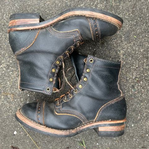 Wesco Warren Boot in Horween Navy Waxed Flesh