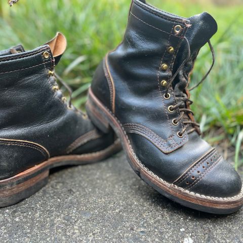 Wesco Warren Boot in Horween Navy Waxed Flesh