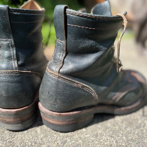 Wesco Warren Boot in Horween Navy Waxed Flesh