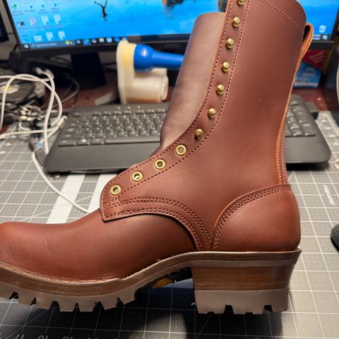 Drew's Roughshot in Seidel Chocolate Oil Tan
