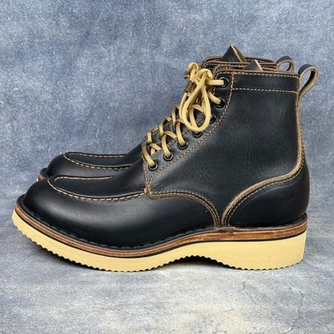 BHHB Pull-Top Moc in Horween Tumbled Black Chromexcel