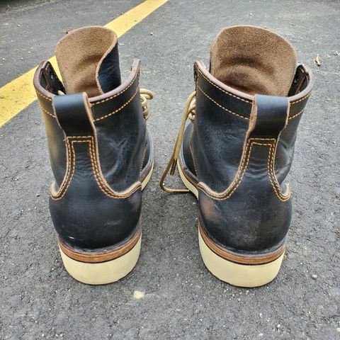 BHHB Pull-Top Moc in Horween Tumbled Black Chromexcel