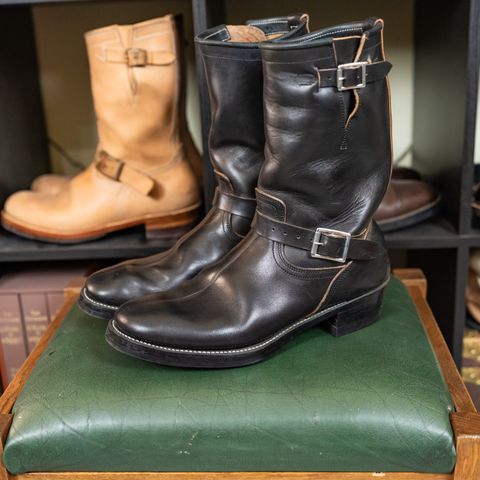 Unsung U 22-2 Engineer Boot in Maryam Black Horsehide