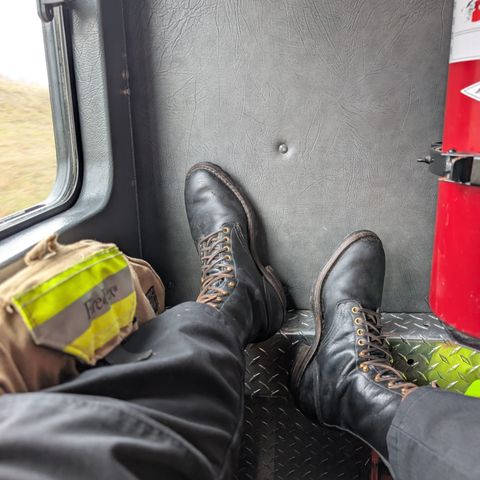 White's Hathorn Explorer in Seidel Black Oil Tan