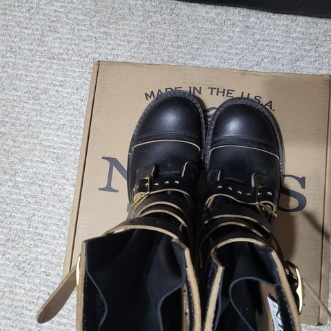 Nicks TankerPro in Horween Black Waxed Flesh