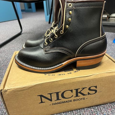Nicks Robert in Horween Brown Waxed Flesh