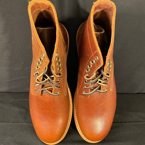 Oak Street Bootmakers Trench Boot in Seidel Light Brown Mustang