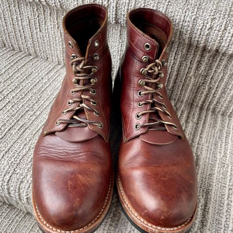 Oak Street Bootmakers Trench Boot in Seidel Light Brown Mustang