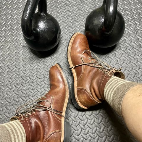 Oak Street Bootmakers Trench Boot in Seidel Light Brown Mustang