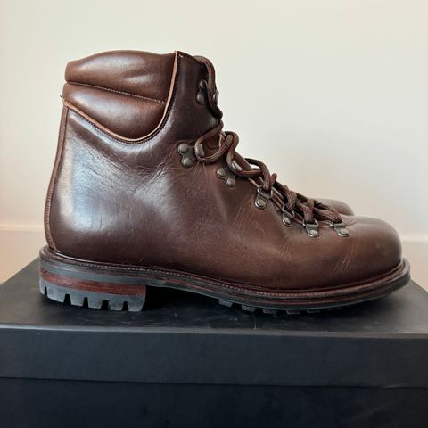 Viberg Pachena Bay in C.F. Stead Husk Oiled Culatta