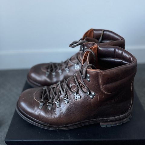 Viberg Pachena Bay in C.F. Stead Husk Oiled Culatta