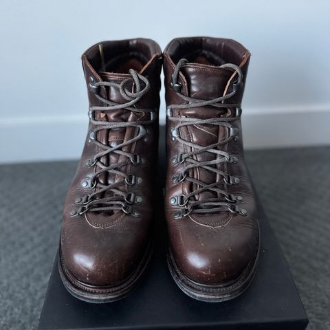 Viberg Pachena Bay in C.F. Stead Husk Oiled Culatta