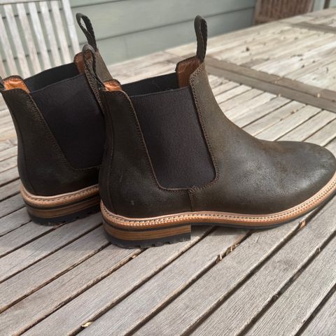 Parkhurst The Elmwood in C.F. Stead Laurel Waxy Commander