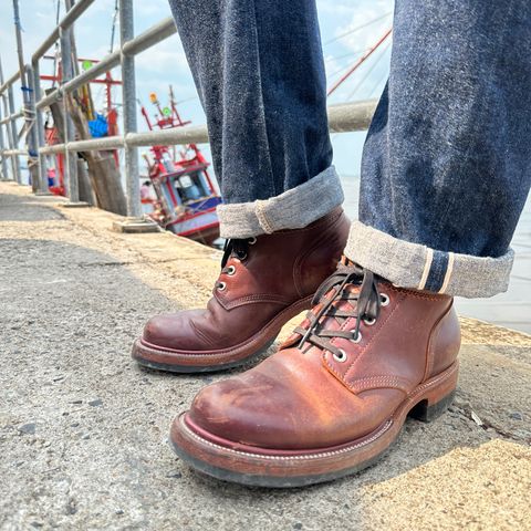 Quan Shoemaker Custom Model in Maryam Burgandy TPR