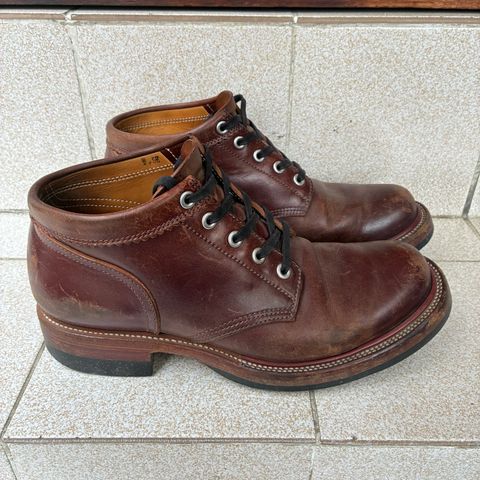 Quan Shoemaker Custom Model in Maryam Burgandy TPR
