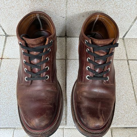 Quan Shoemaker Custom Model in Maryam Burgandy TPR